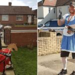 Spread Happiness  During Lockdown, The Postman Made People Smile With His Hilarious Costumes.