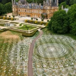 It’s not AI. See story!Collaboration with @jamesbruntartist at @waddesdonmanor_nt photo by @lay